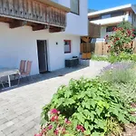 Haus Berndt Schwemberger Daire *