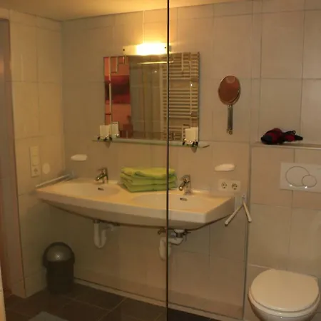 Haus Berndt Schwemberger Apartment Fuegen