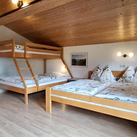 Haus Berndt Schwemberger Апартаменти Фюген