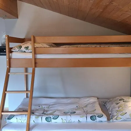 Haus Berndt Schwemberger Апартаменти Фюген