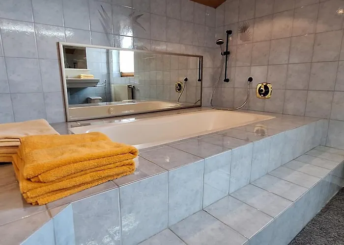 Haus Berndt Schwemberger شقة